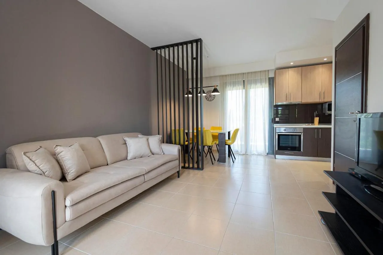 Villa Majestic By Travel Pro Services - Nikiti Halkidiki ניקיטי