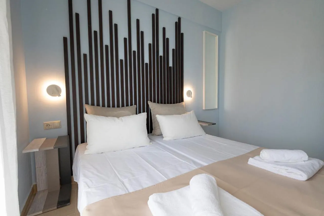 Villa Majestic By Travel Pro Services - Nikiti Halkidiki 0*, ניקיטי